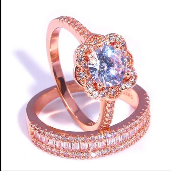 New 2 pc Set Rose Gold Diamond Ring - Picture 4 of 5